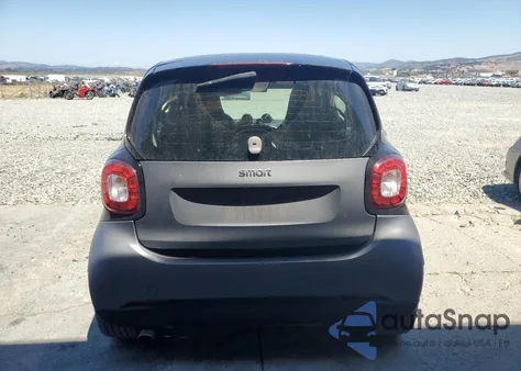 2016 Smart Fortwo из США, поврежденный, VIN WMEFJ5DA5GK069001